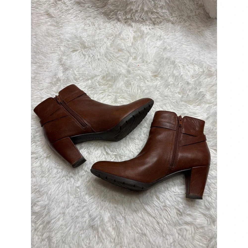 Anne Klein Iflex Brown Leather Ankle Boots Almond Toe Block Heel Size 9.5M